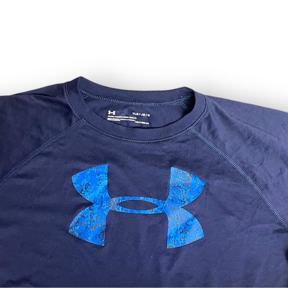 ✨BOYS NAVY ADIDAS SHIRT✨ - Picture 2 of 4